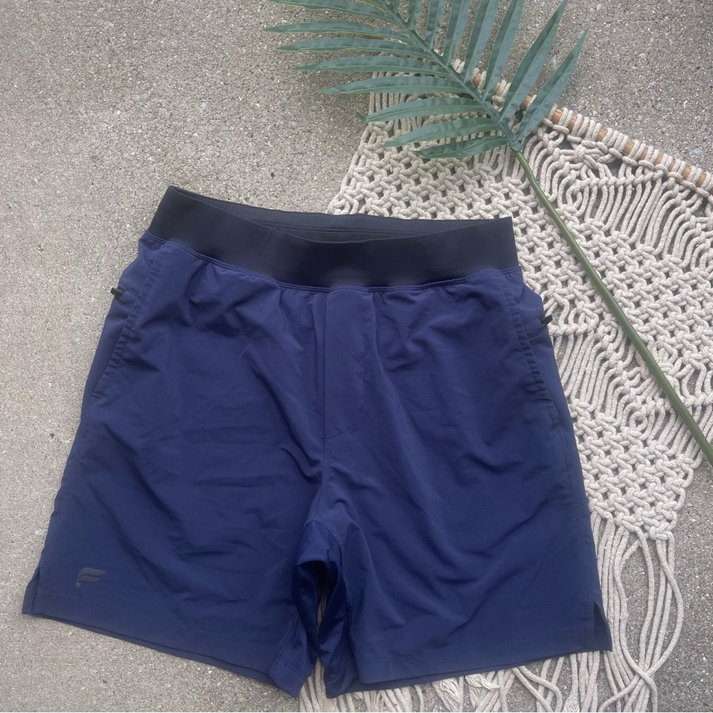 Men’s Fabletics Blue Athletic Shorts Size Medium